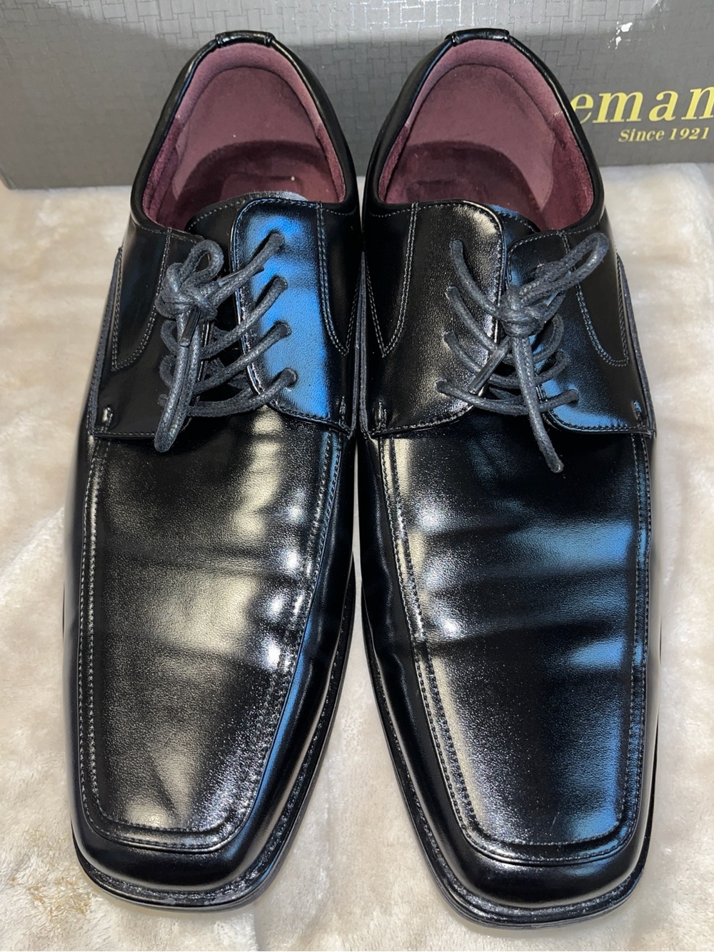 Freeman Men’s Black Dress Shoes – Size 10W